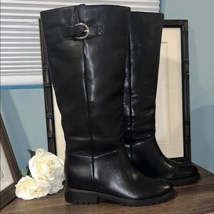 Steve Madden Women's Leary Tall Black Buckle Pull On Leather Boots NWOB sz 10